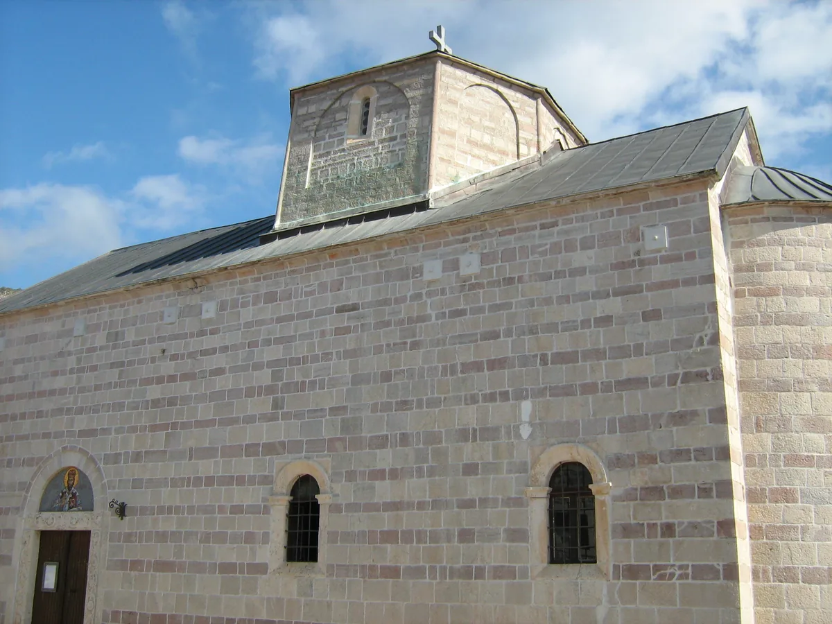 Manastir Podmaine, Budva — poklonička putovanja